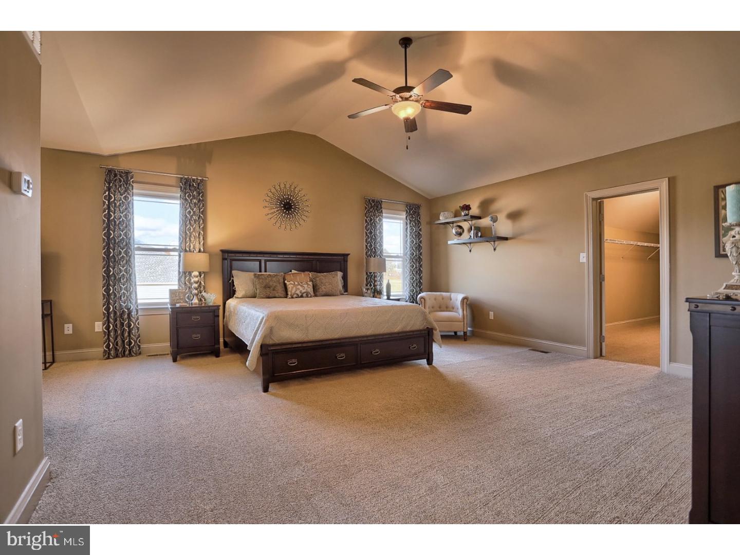 GREEN VALLEY CROSS - Residential