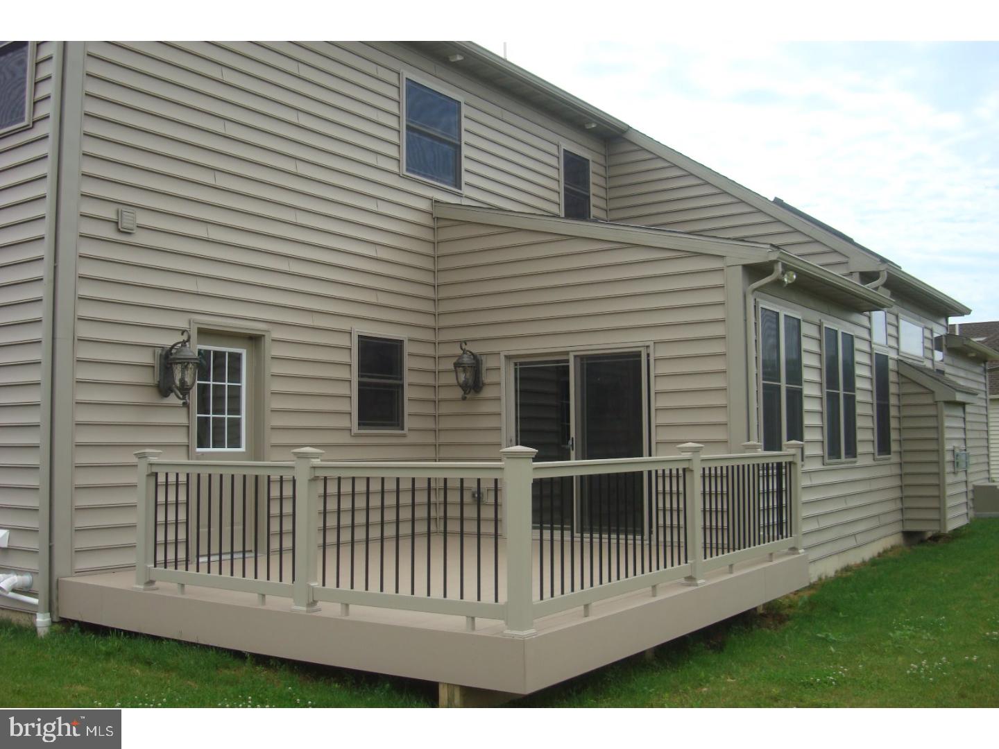 GREEN VALLEY CROSS - Residential