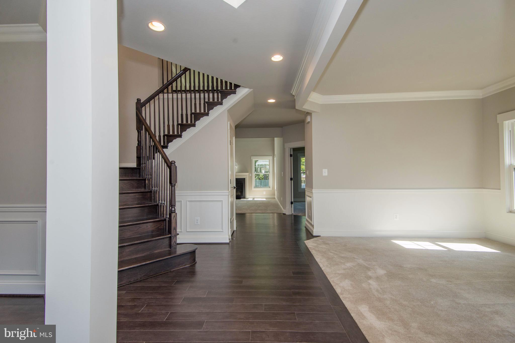 PIMMIT VIEW - Residential Lease