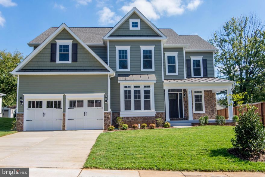 Gorgeous Custom built home with all bells and whistles. Large fenced in yard with patio to be built, Lawn taken care by landlord. Top of the line upgrades through out the house. Enjoy the city life but in your own retreat. 2 year minimum lease required, Sorry, No Pets, No exceptions. Processing fee must be in certified fund per applicant.