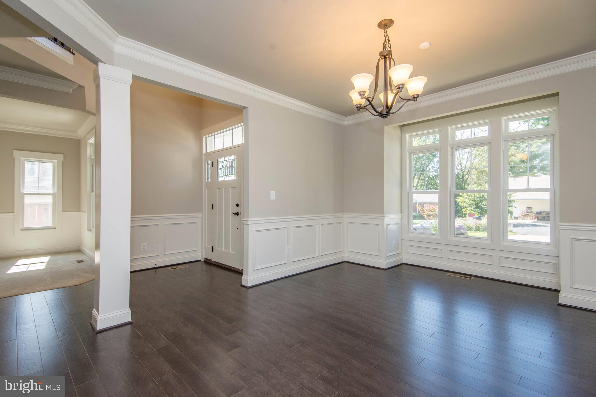 PIMMIT VIEW - Residential Lease