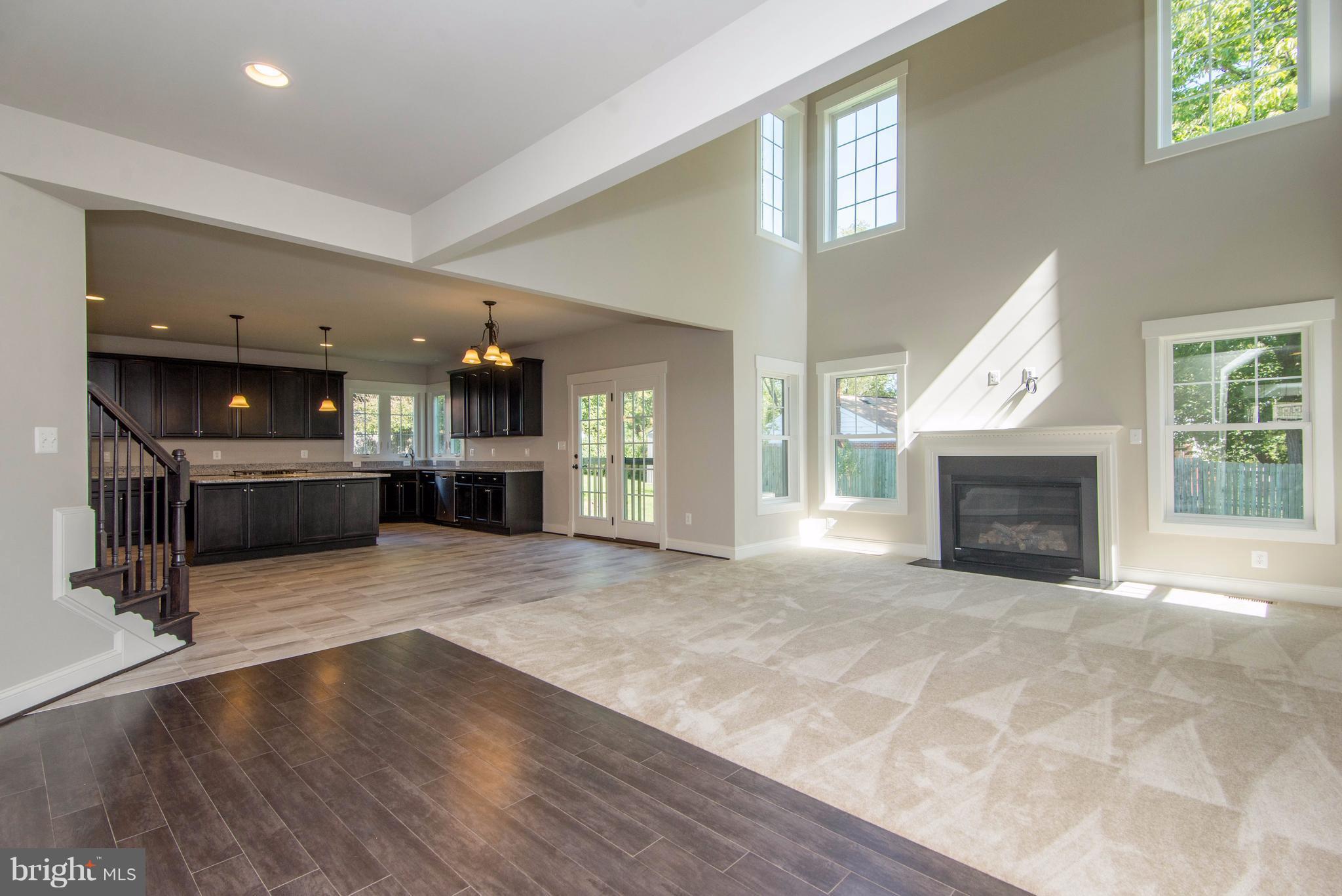 PIMMIT VIEW - Residential Lease