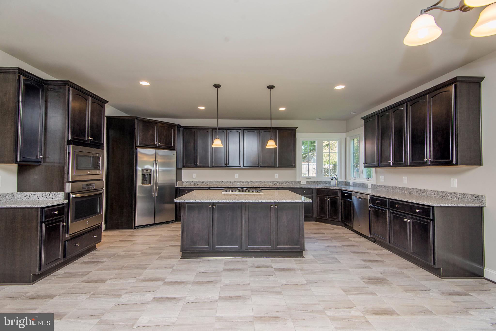 PIMMIT VIEW - Residential Lease