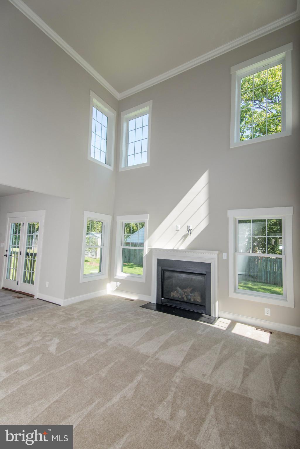 PIMMIT VIEW - Residential Lease