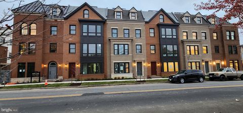 109 N WEST STREET ALEXANDRIA VA 22314