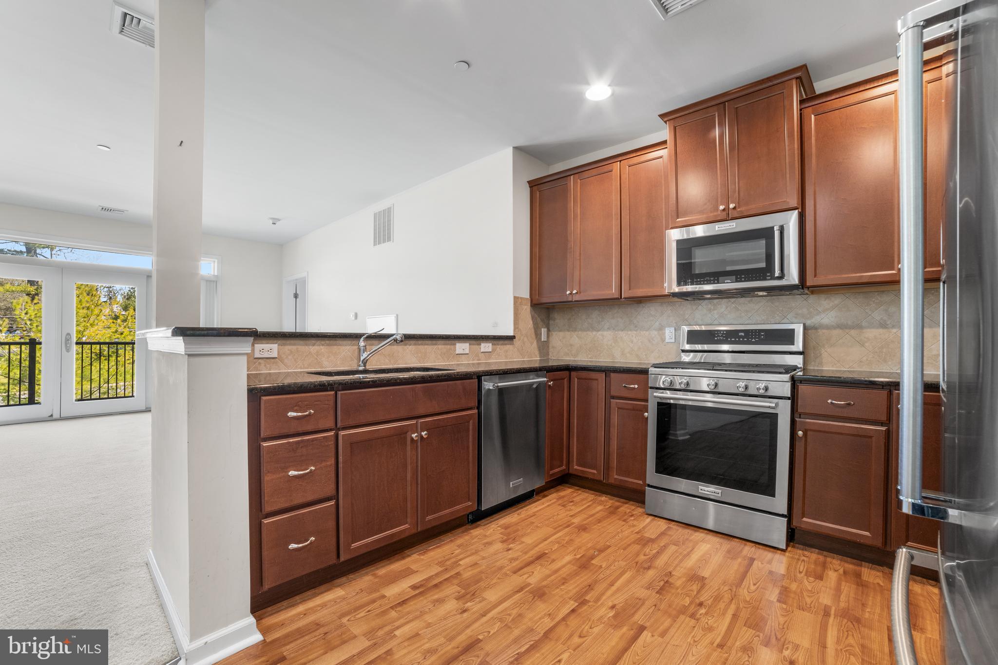 272 CARSON TERRACE 272