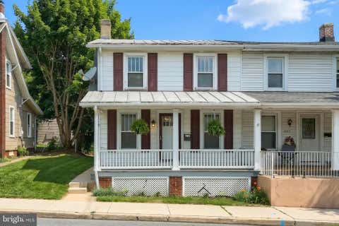 Photo of 1019 W College Avenue, YORK, PA 17404 (MLS # PAYK2105394)