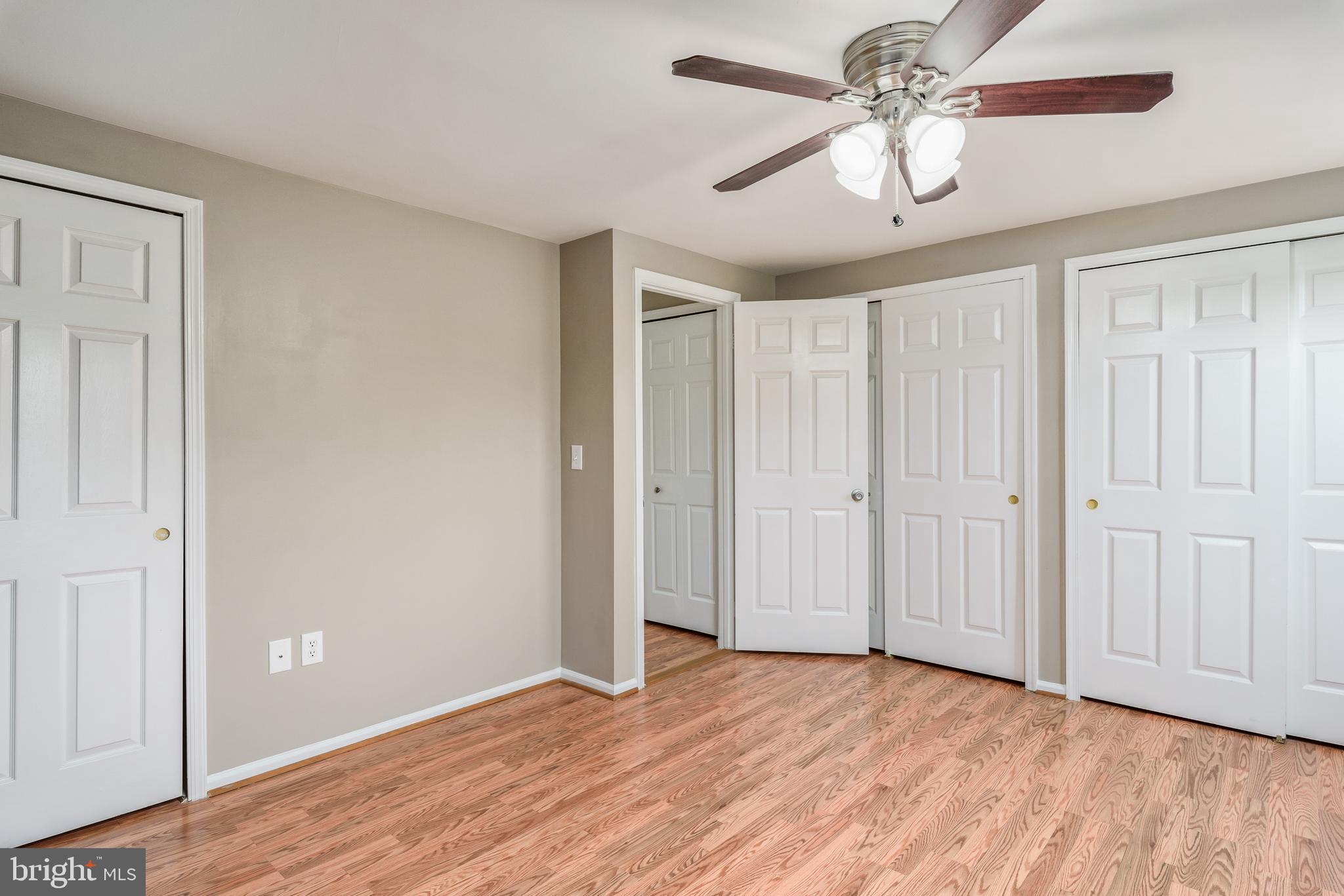 COUNTRYSIDE - Residential