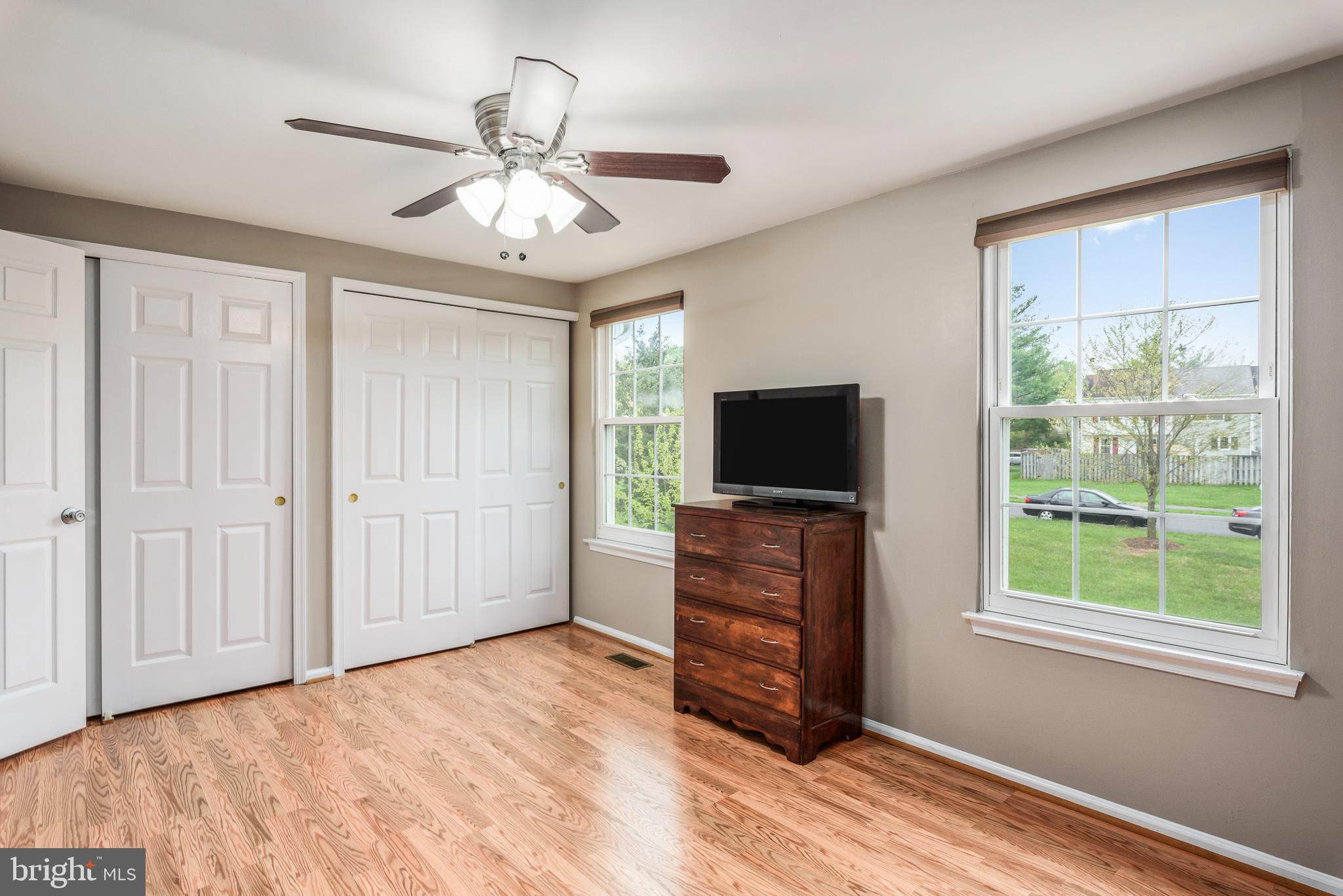 COUNTRYSIDE - Residential