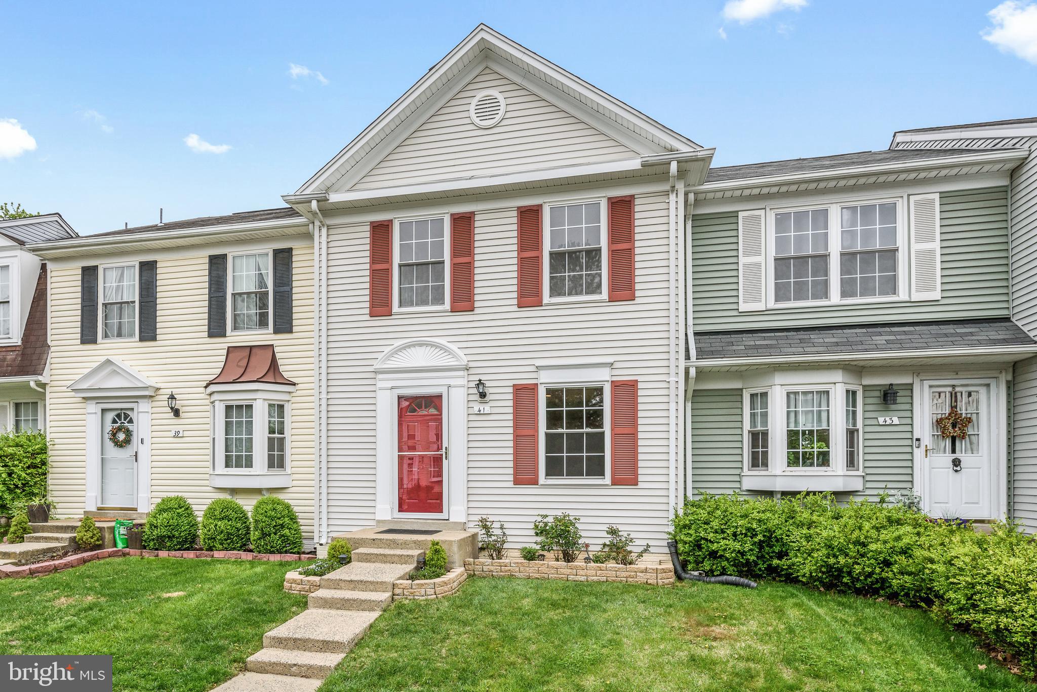 COUNTRYSIDE - Residential