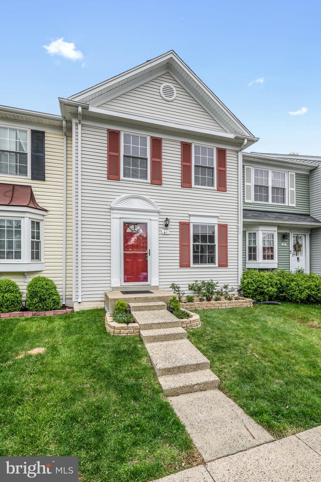 COUNTRYSIDE - Residential