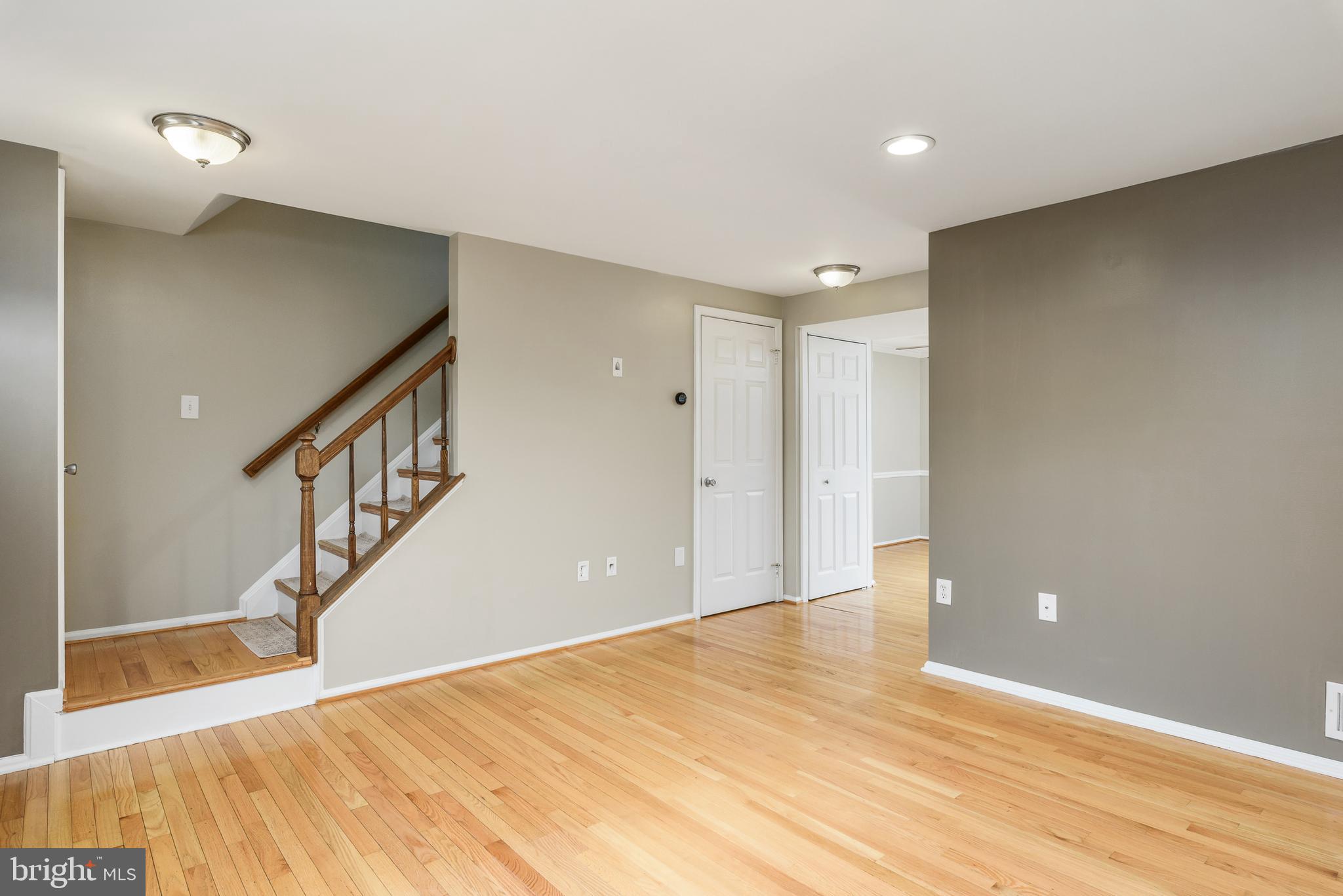 COUNTRYSIDE - Residential