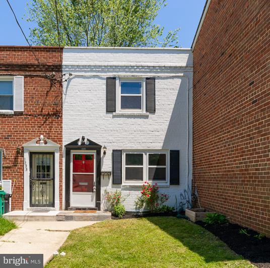 LAUREL GARDENS - Residential