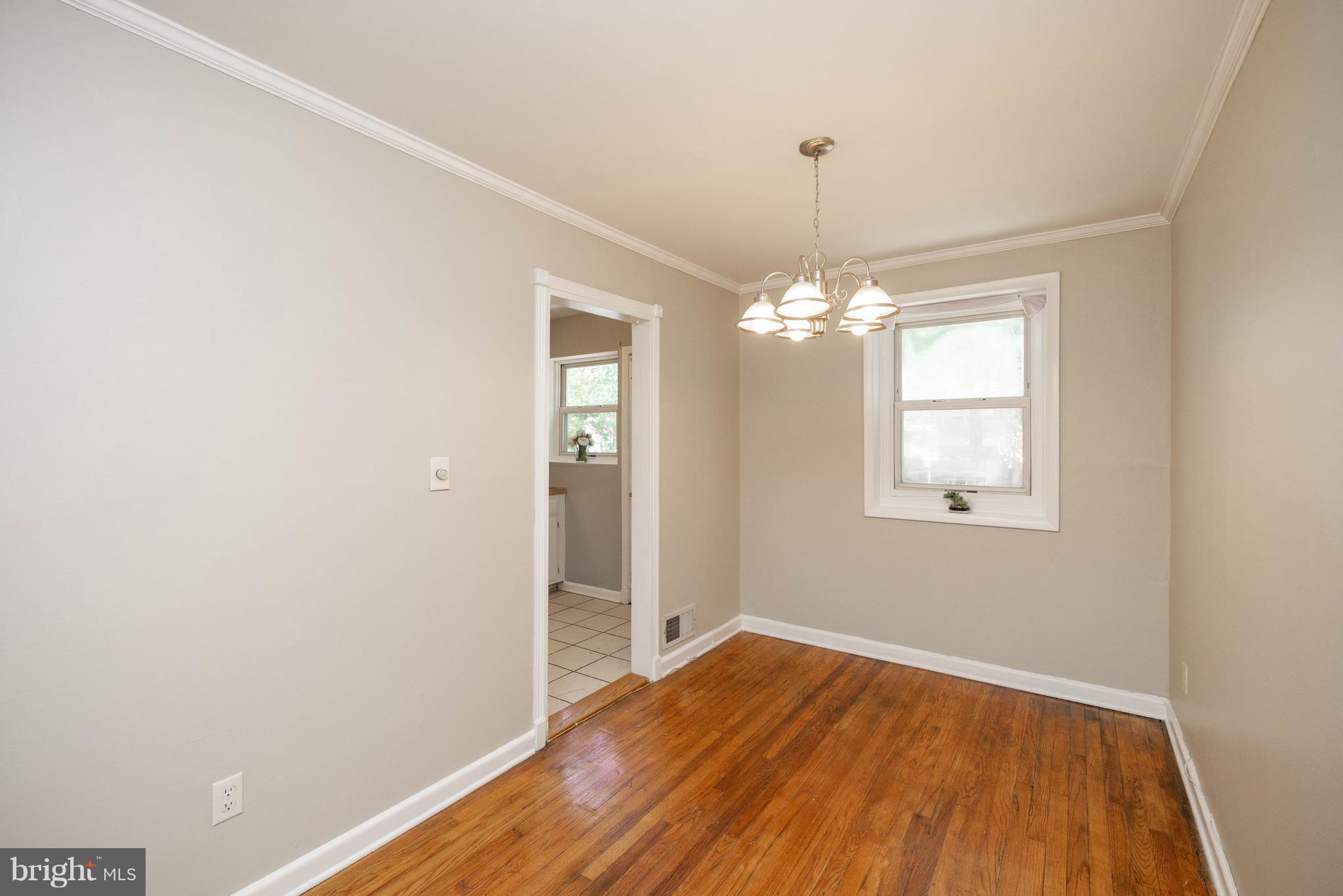 LAUREL GARDENS - Residential