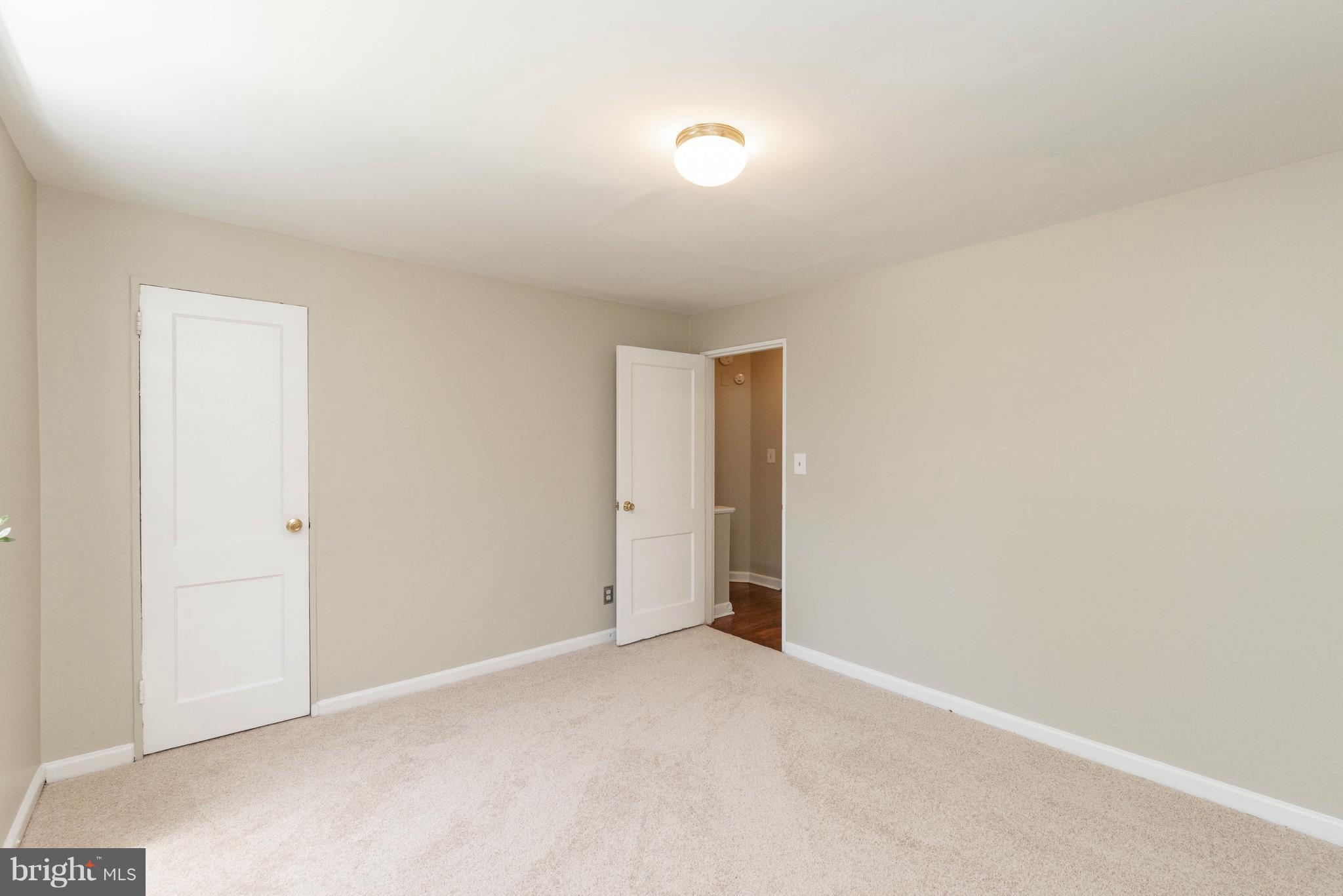 LAUREL GARDENS - Residential