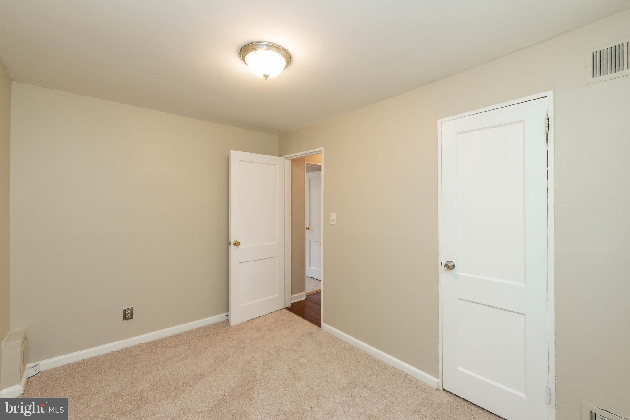 LAUREL GARDENS - Residential