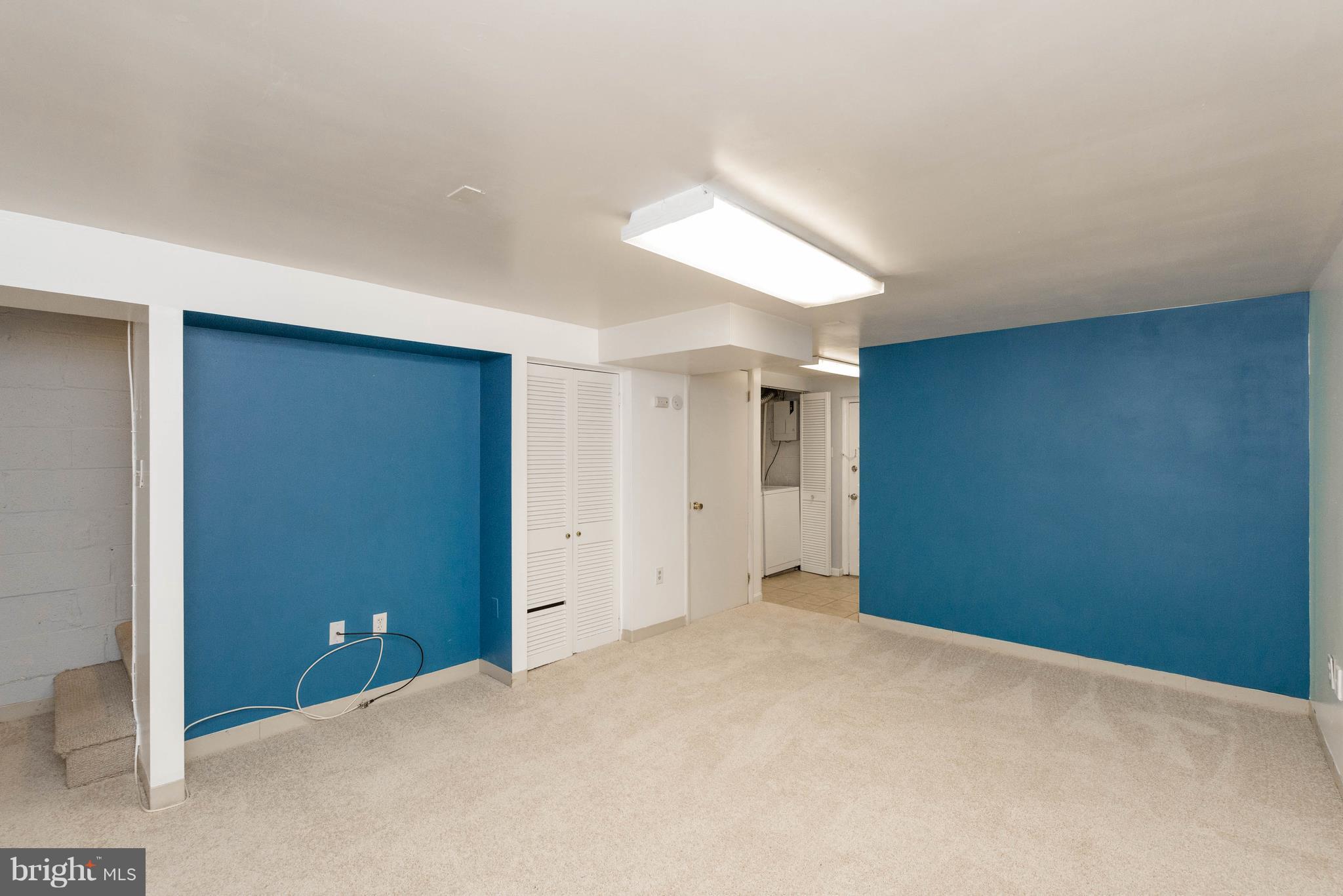 LAUREL GARDENS - Residential