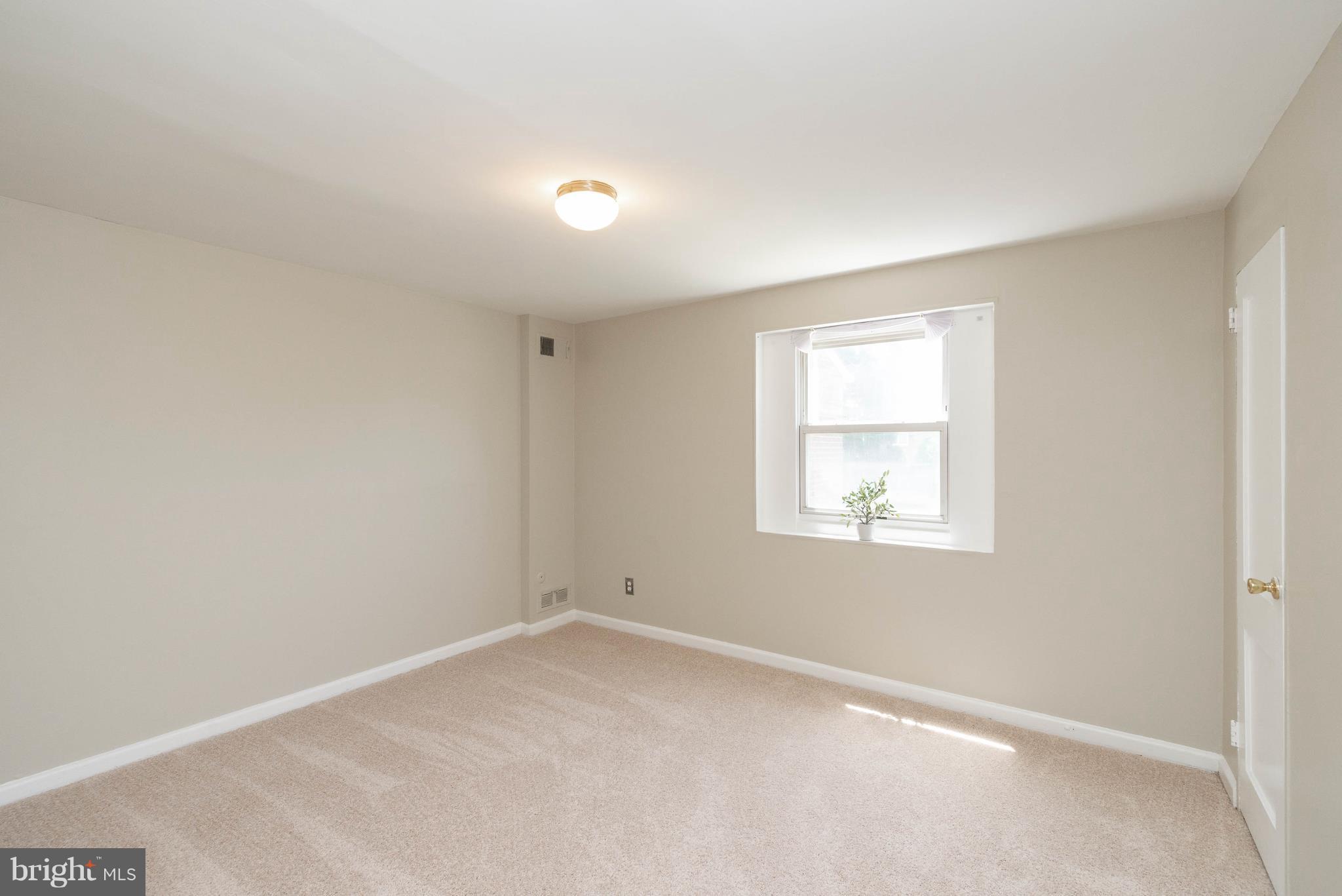 LAUREL GARDENS - Residential