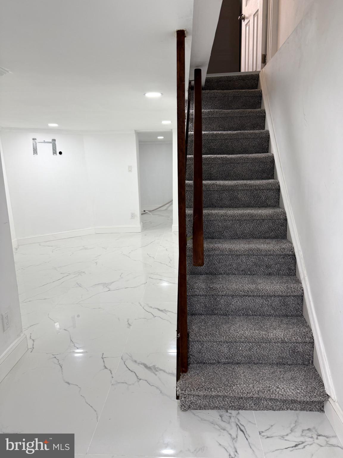 WEST OAK LANE - Residential