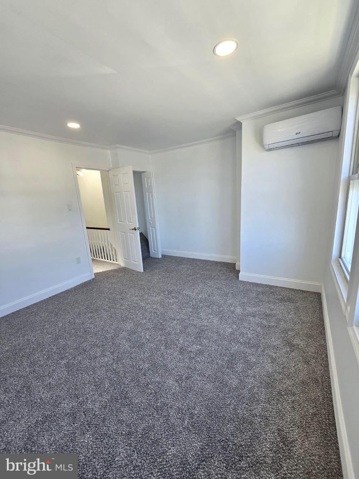 WEST OAK LANE - Residential