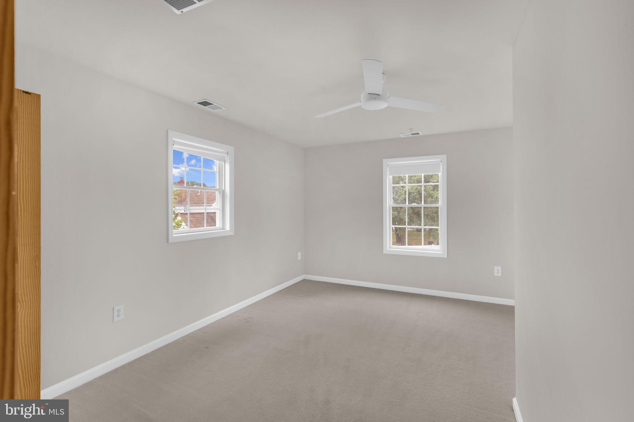 RIVERDALE PARK - Residential