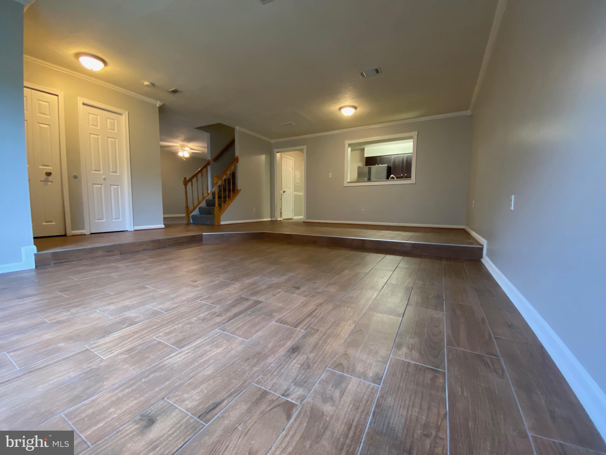 12625 KEMPSTON LANE