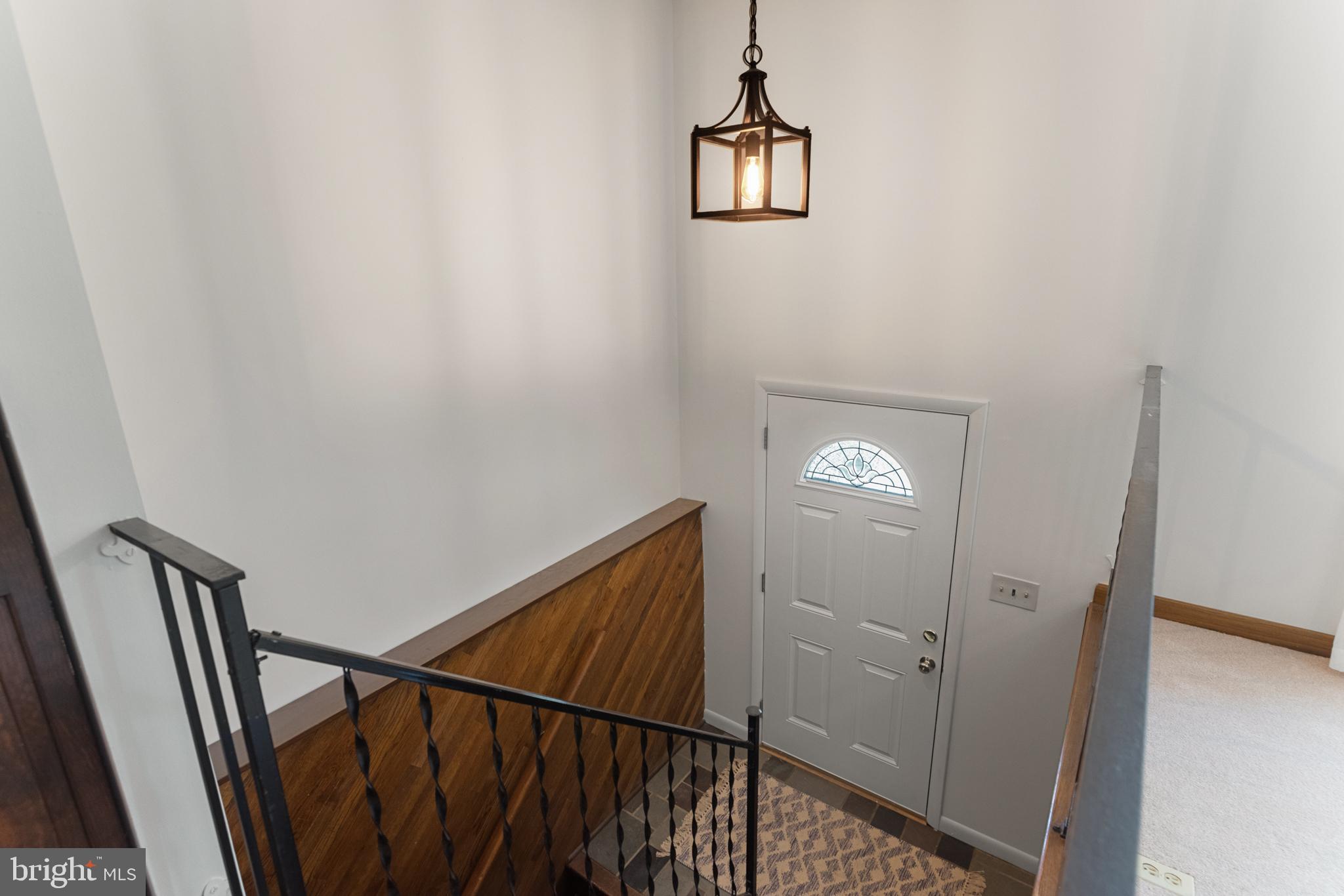 WOODLAND BEACH - Residential