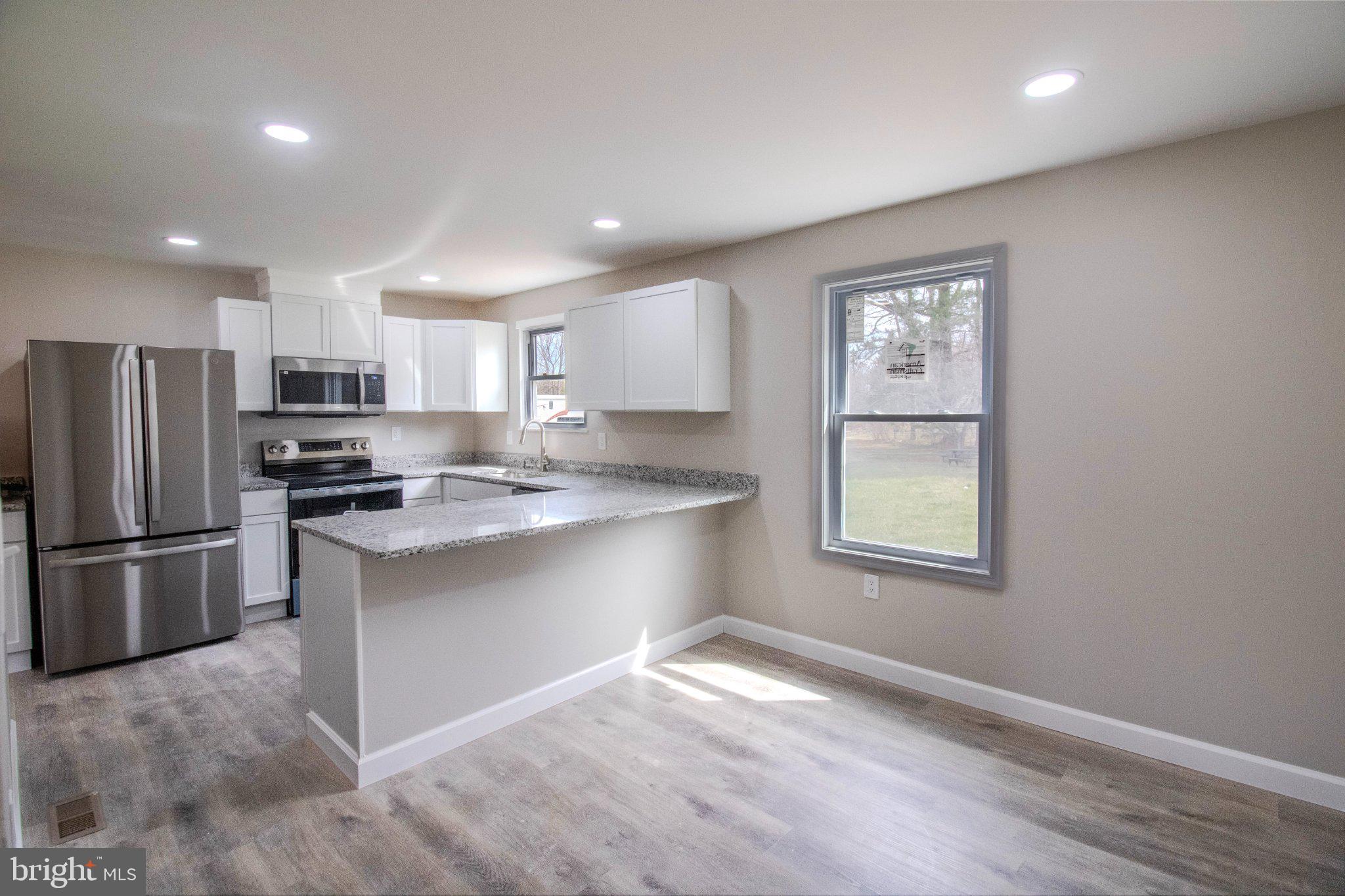 ZIGLER ESTATES - Residential