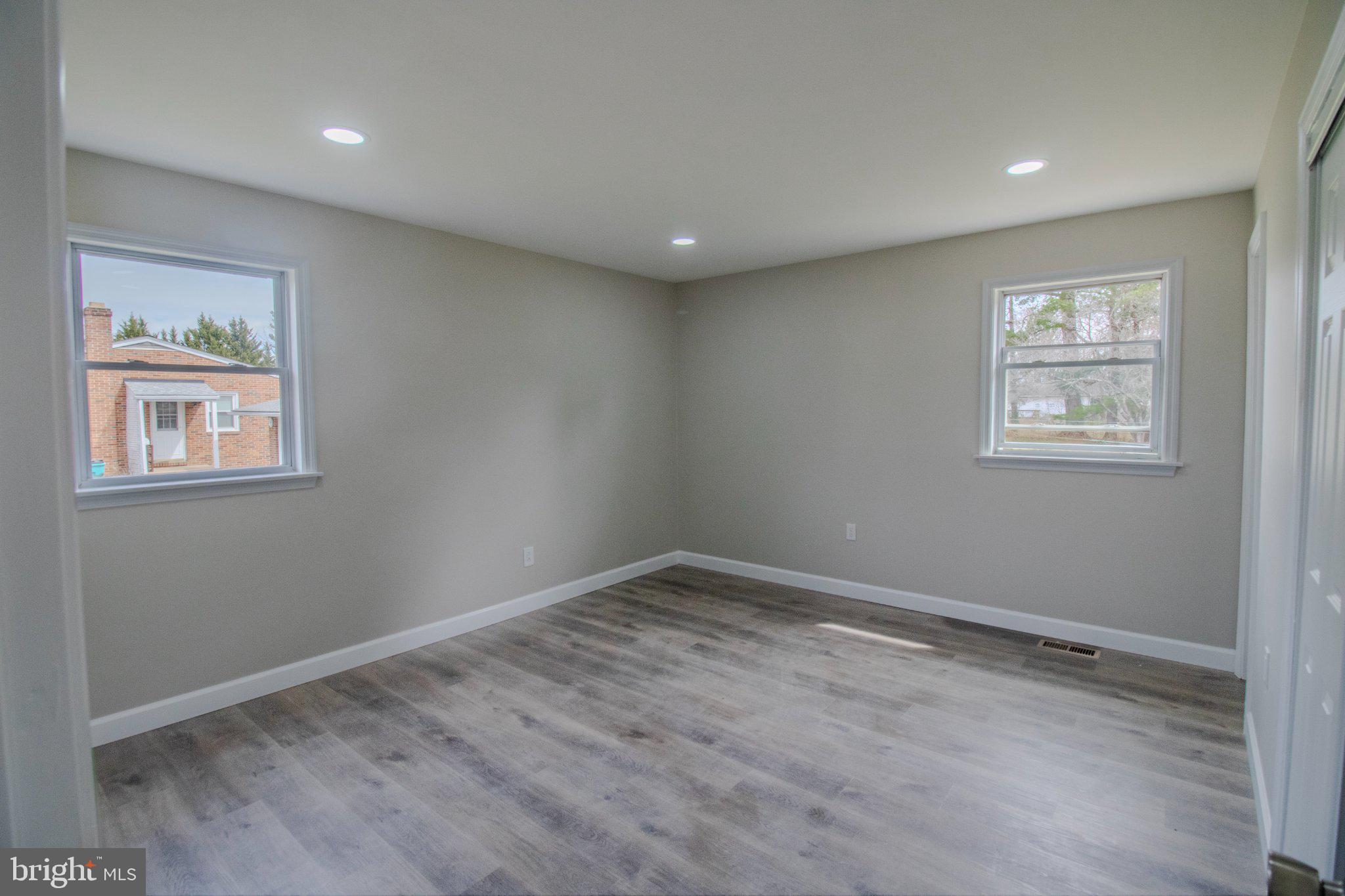 ZIGLER ESTATES - Residential