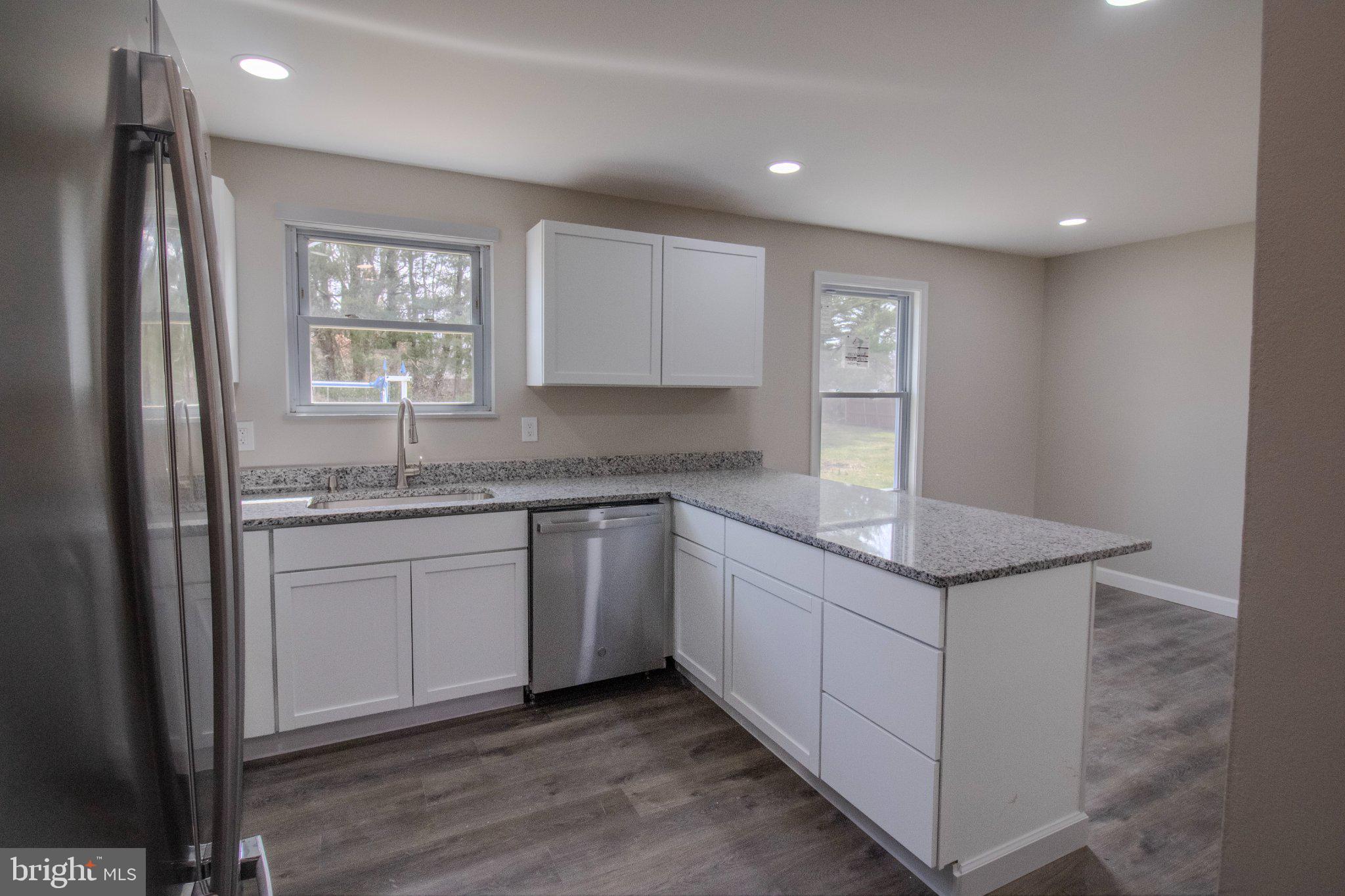 ZIGLER ESTATES - Residential