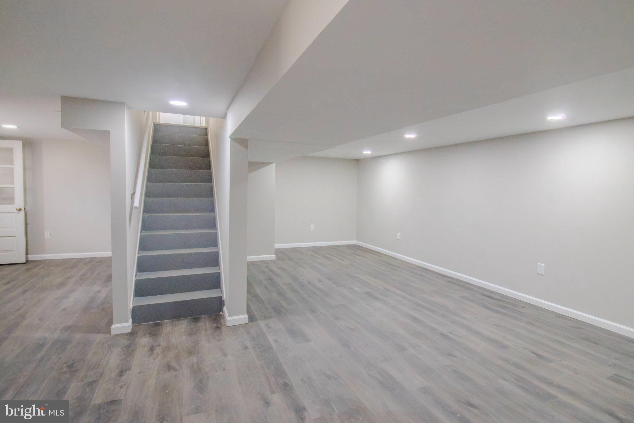 ZIGLER ESTATES - Residential