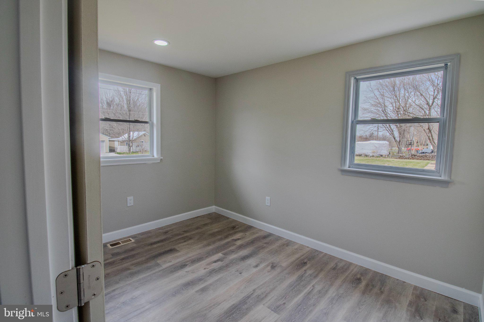 ZIGLER ESTATES - Residential