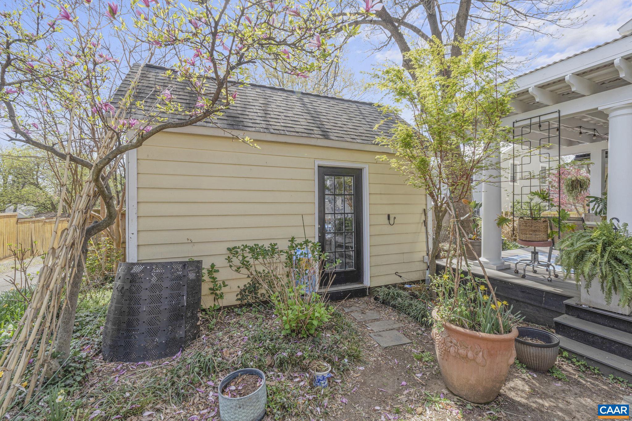 BELMONT - Residential