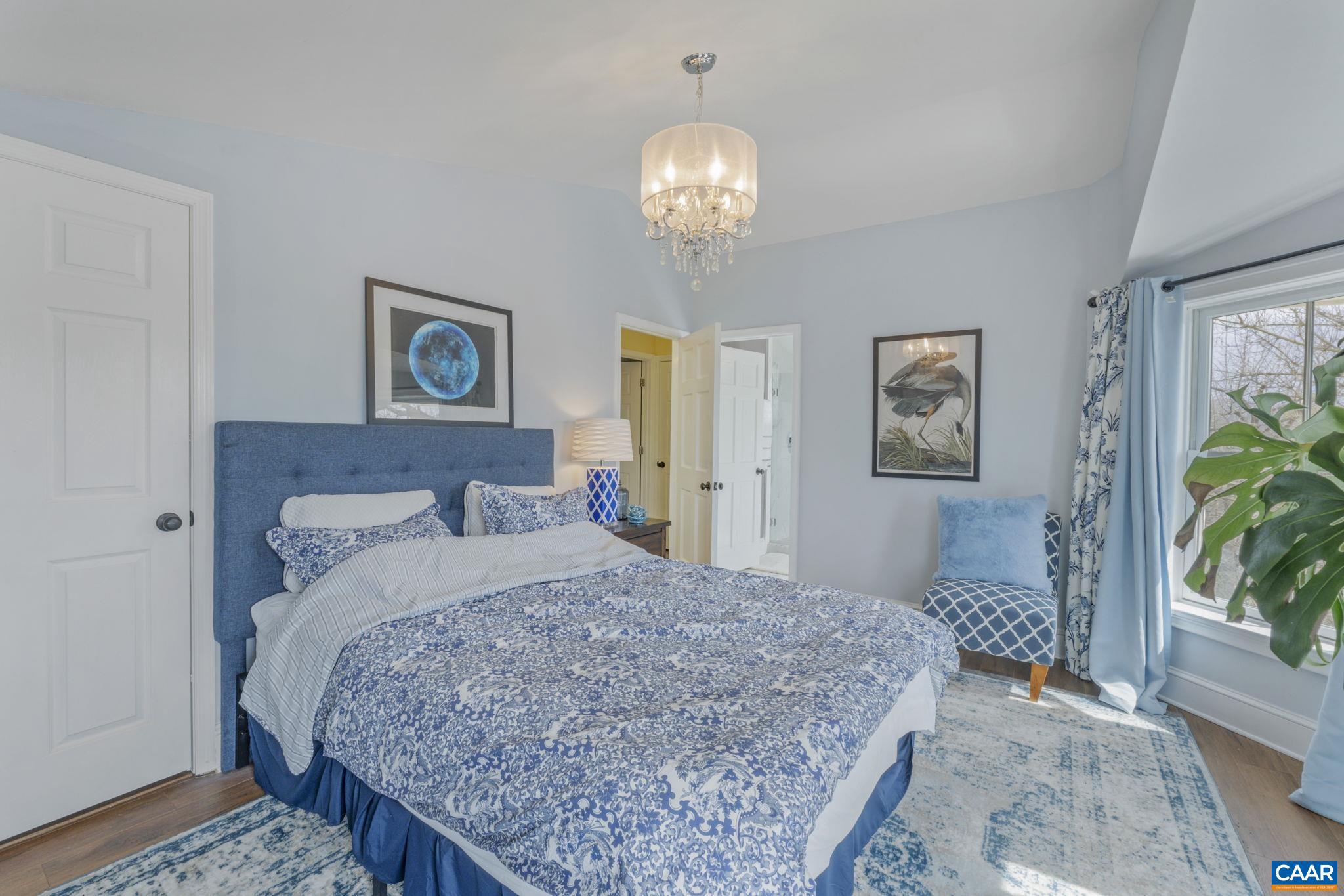 BELMONT - Residential