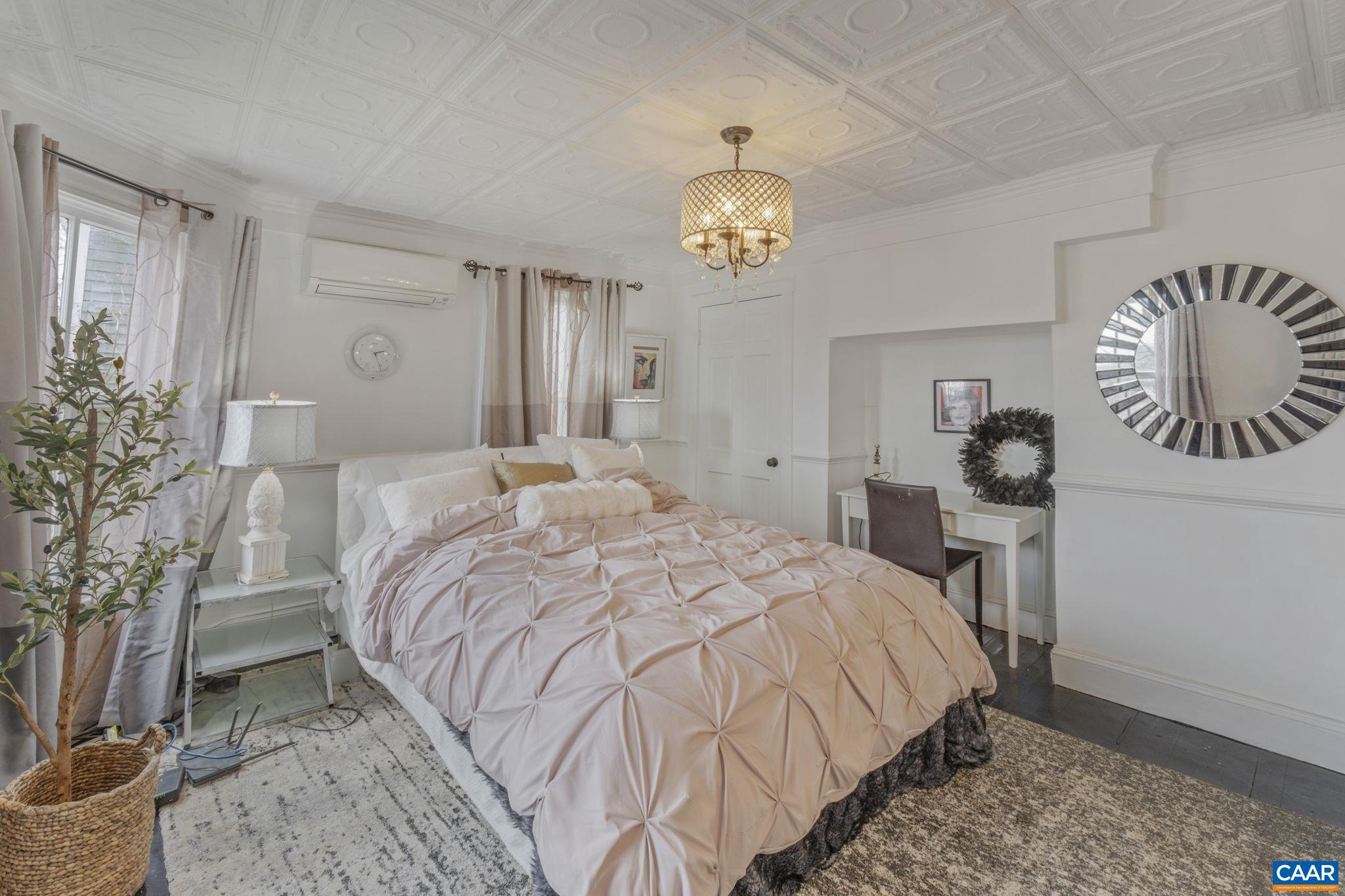 BELMONT - Residential