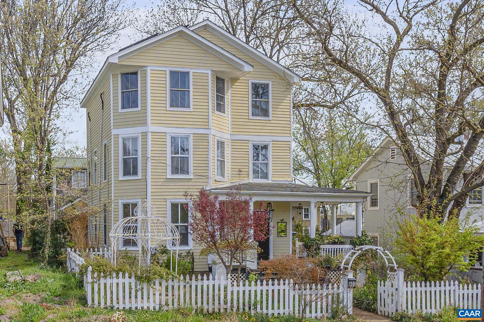 BELMONT - Residential