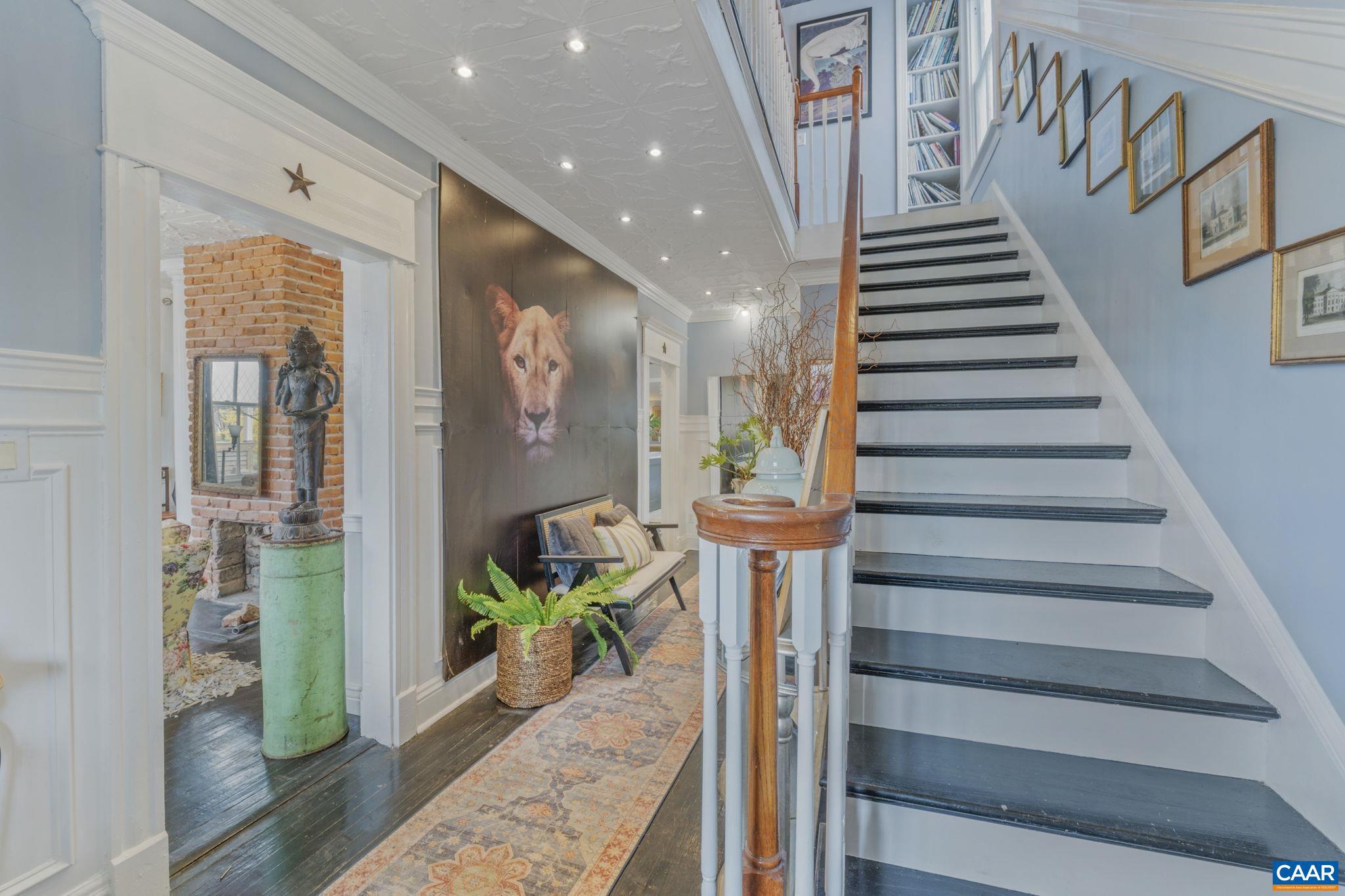 BELMONT - Residential