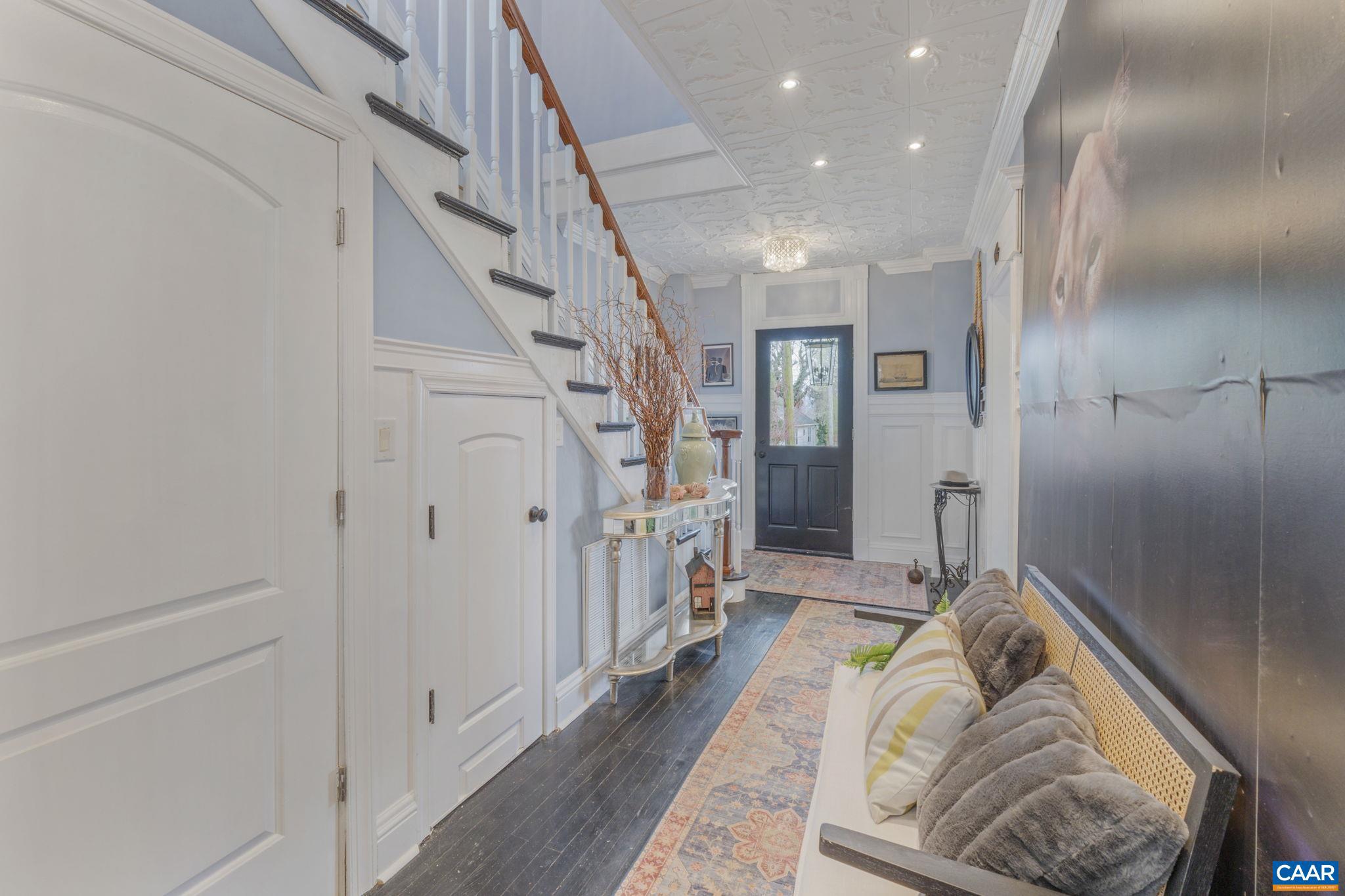 BELMONT - Residential