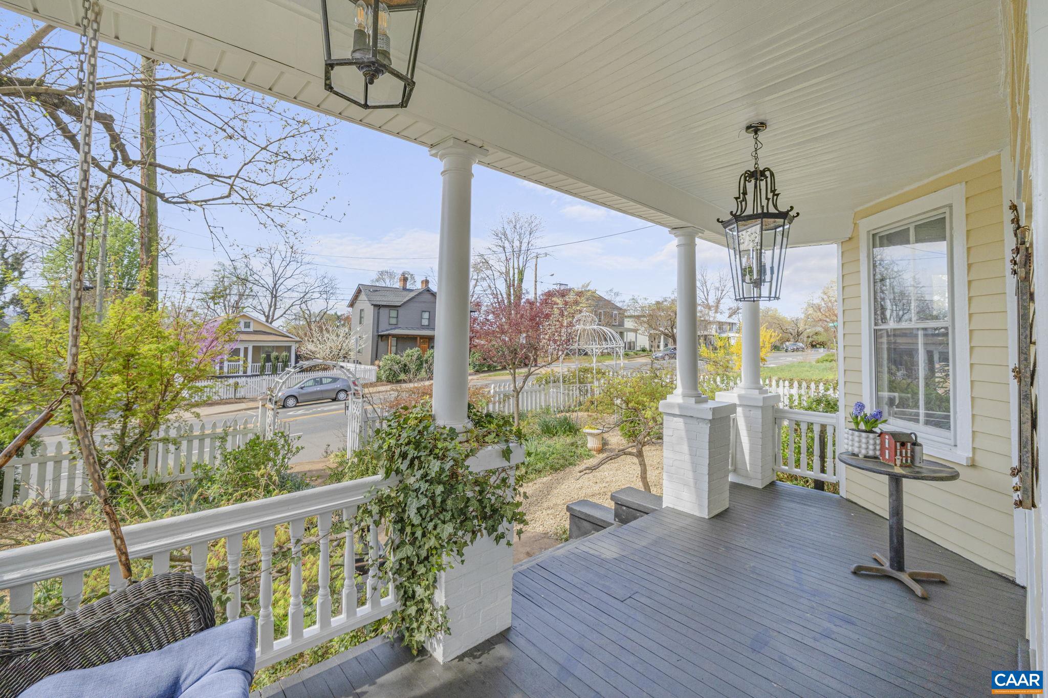 BELMONT - Residential