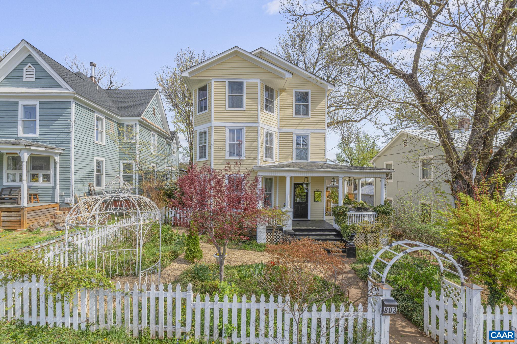 BELMONT - Residential