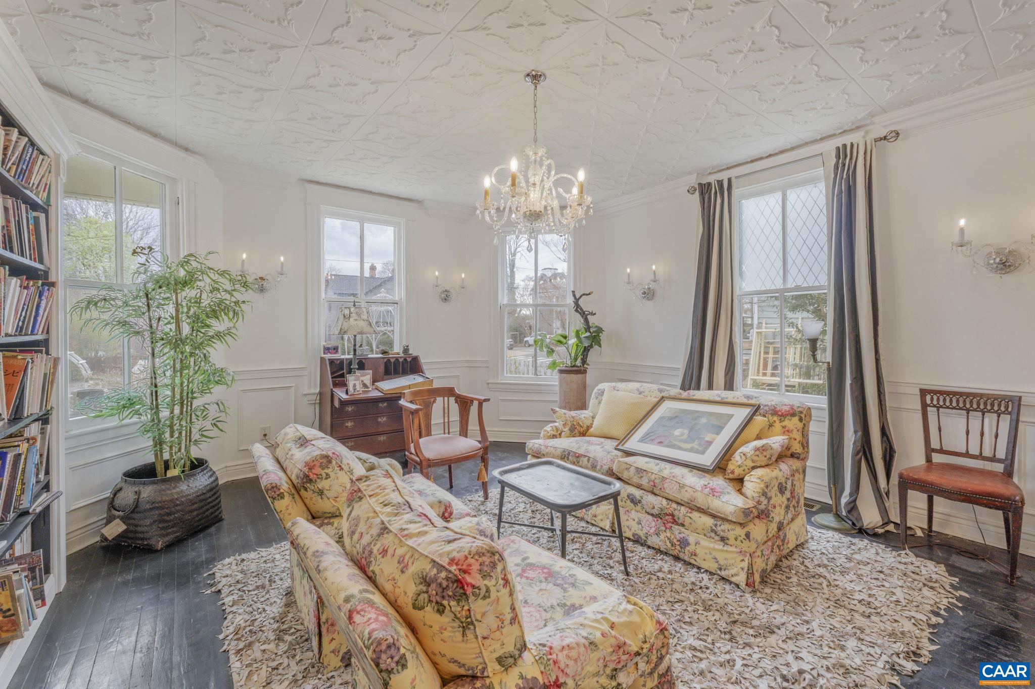 BELMONT - Residential