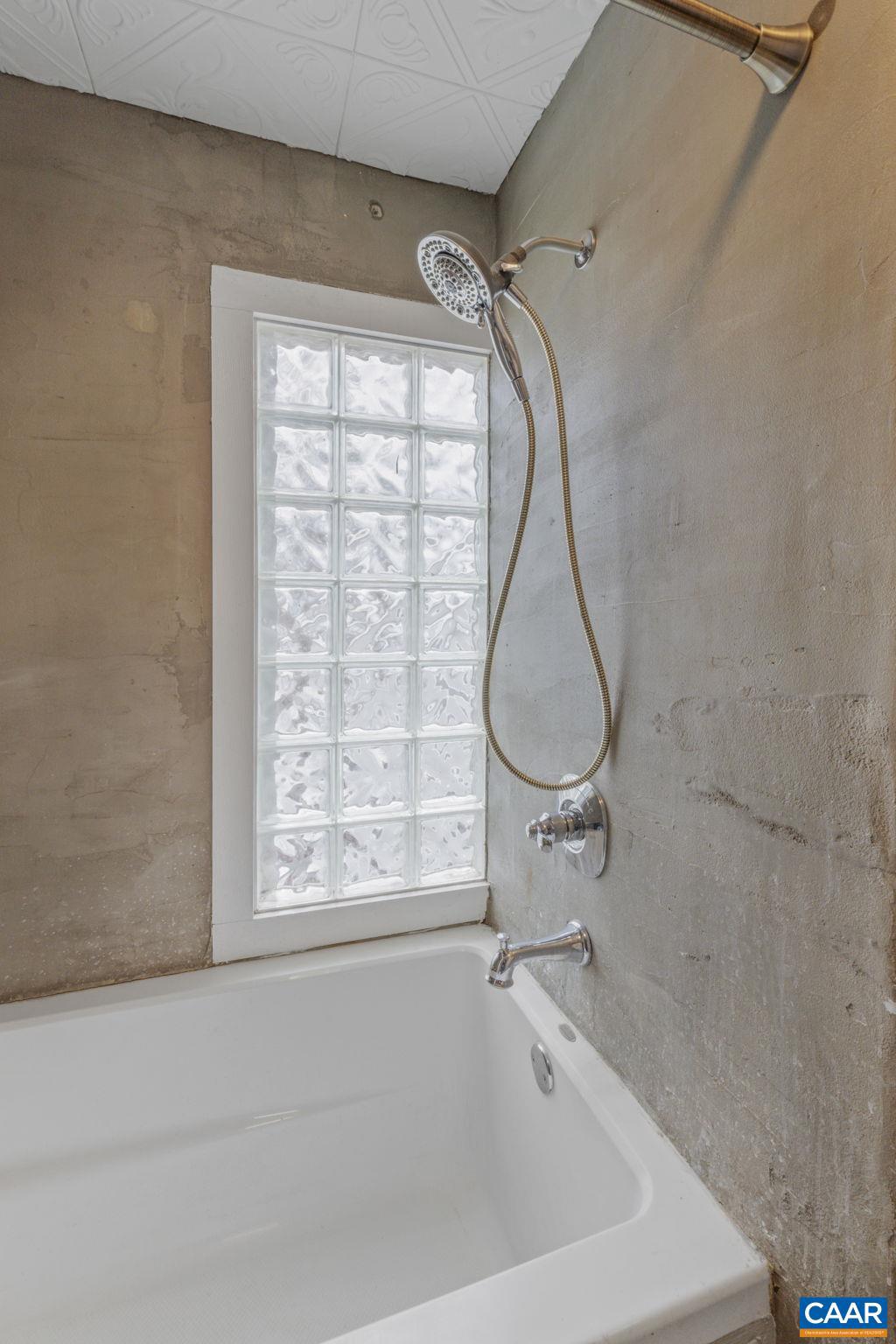 BELMONT - Residential