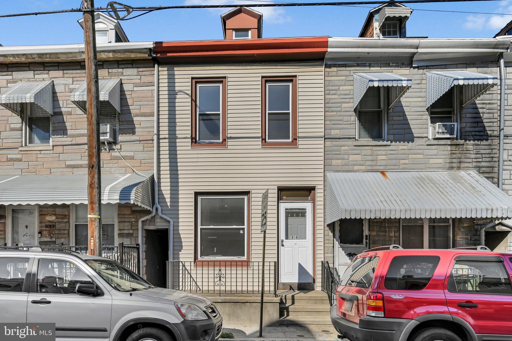 1014 MOSS STREET