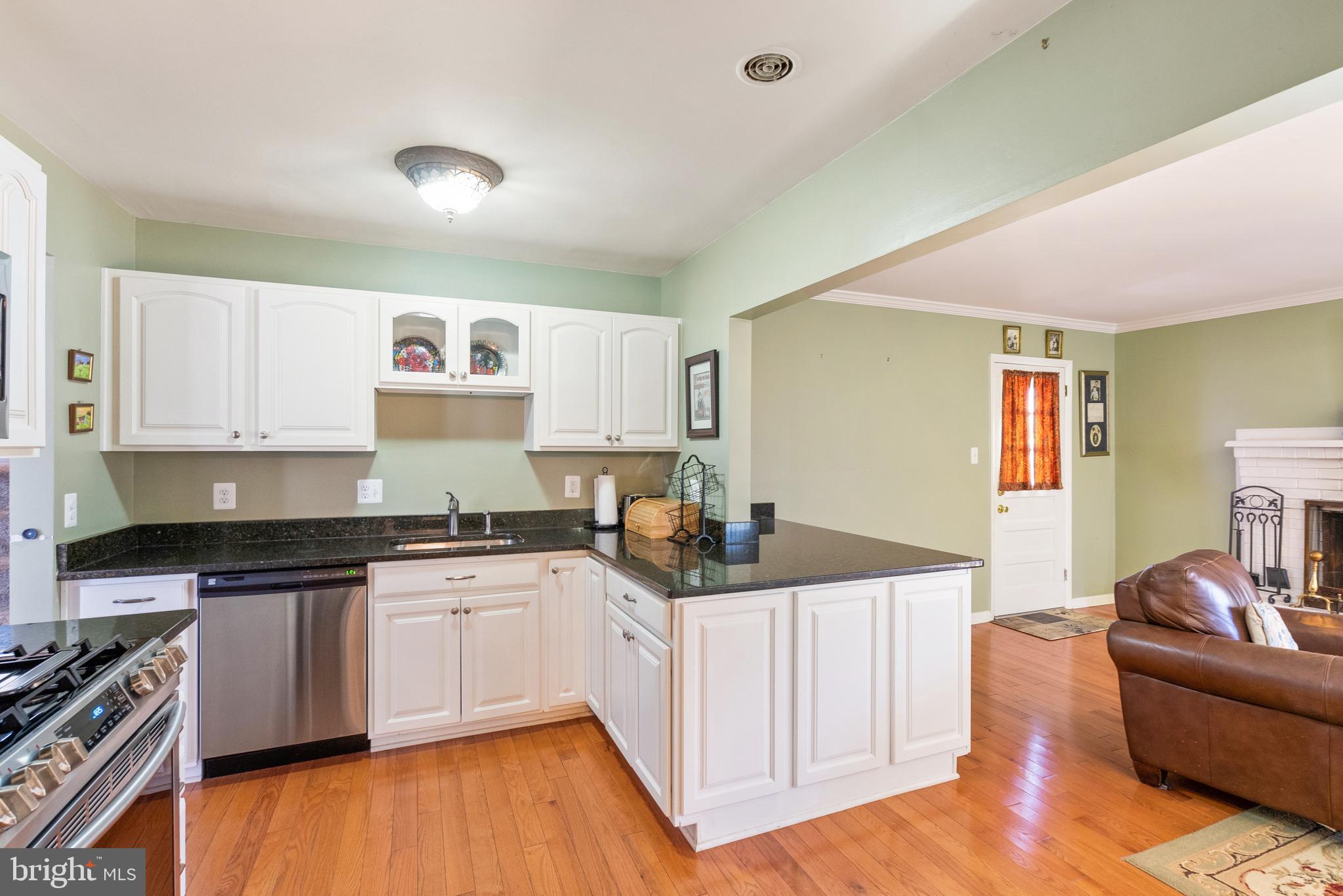 ANNANDALE TERRACE - Residential