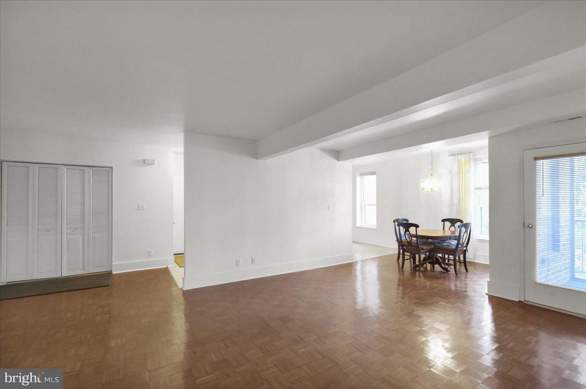 FLYING HILLS - Residential