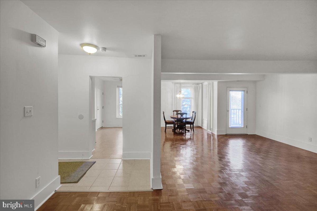 FLYING HILLS - Residential