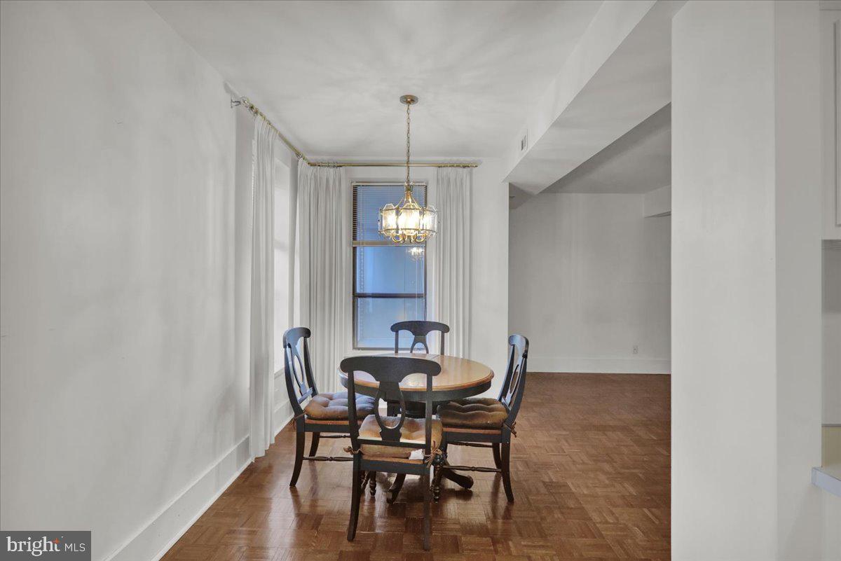 FLYING HILLS - Residential