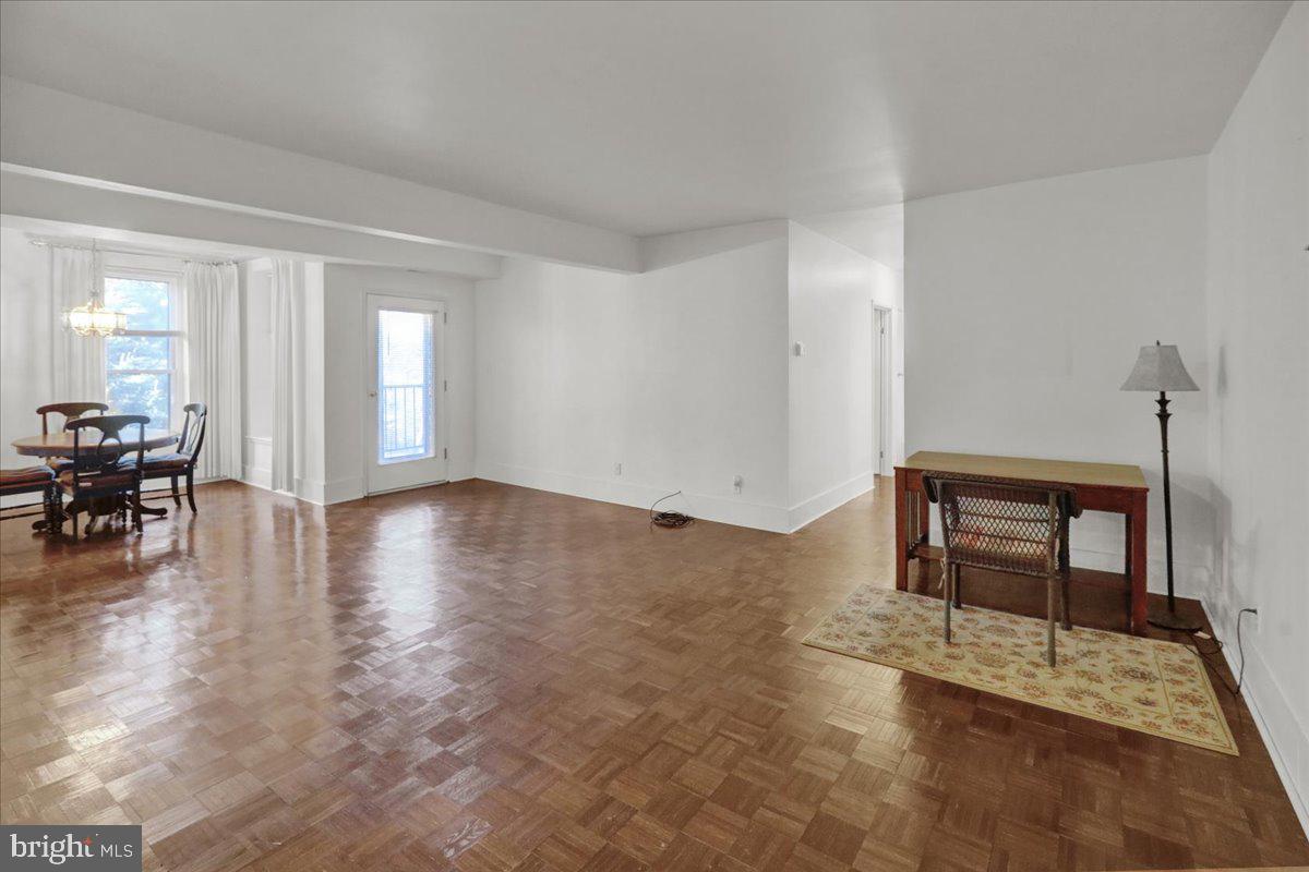 FLYING HILLS - Residential