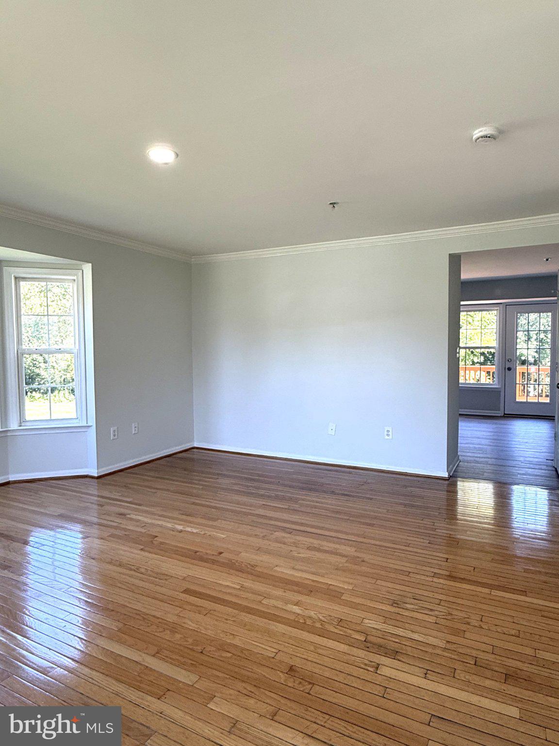 2040 ROSECRANS