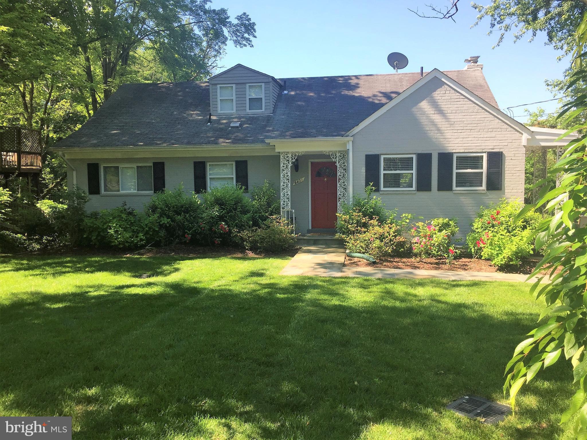 SLEEPY HOLLOW MANOR - Residential